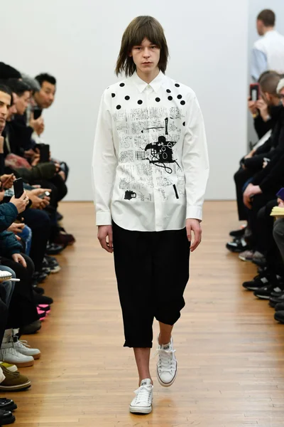 Look 27